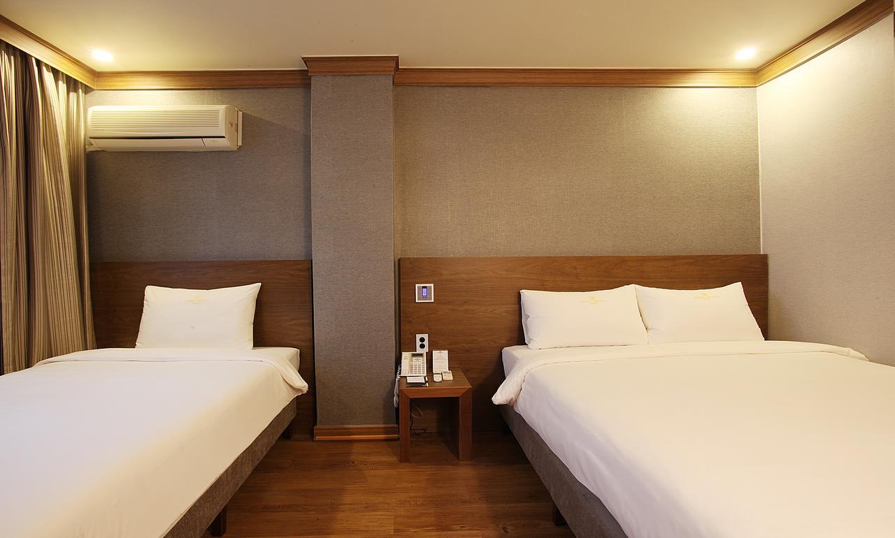 Dawn Beach Hotel Busan Bagian luar foto