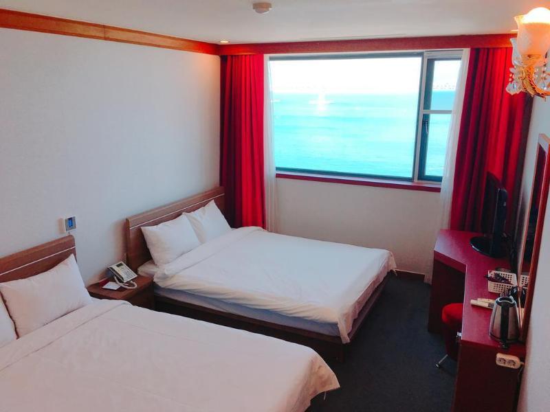 Dawn Beach Hotel Busan Bagian luar foto