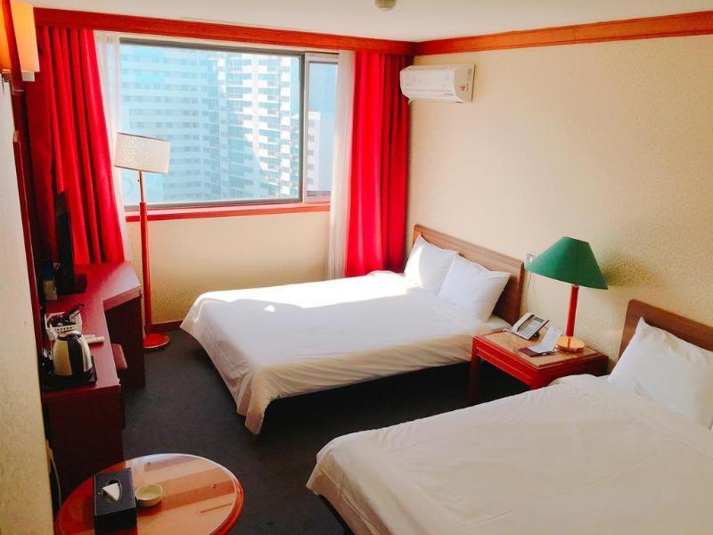 Dawn Beach Hotel Busan Bagian luar foto