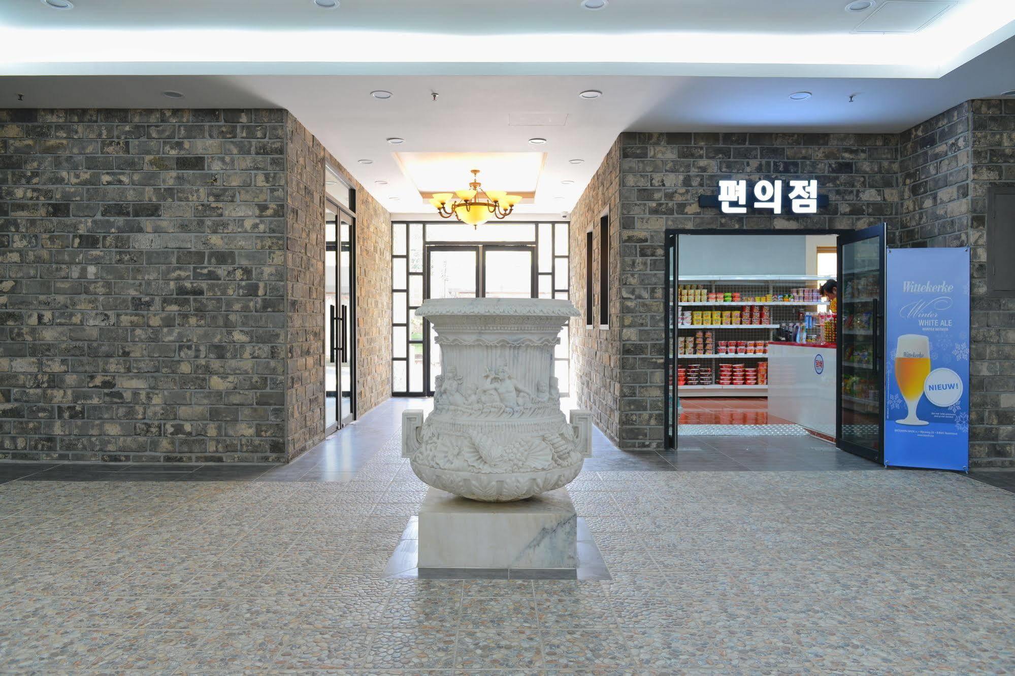 Dawn Beach Hotel Busan Bagian luar foto