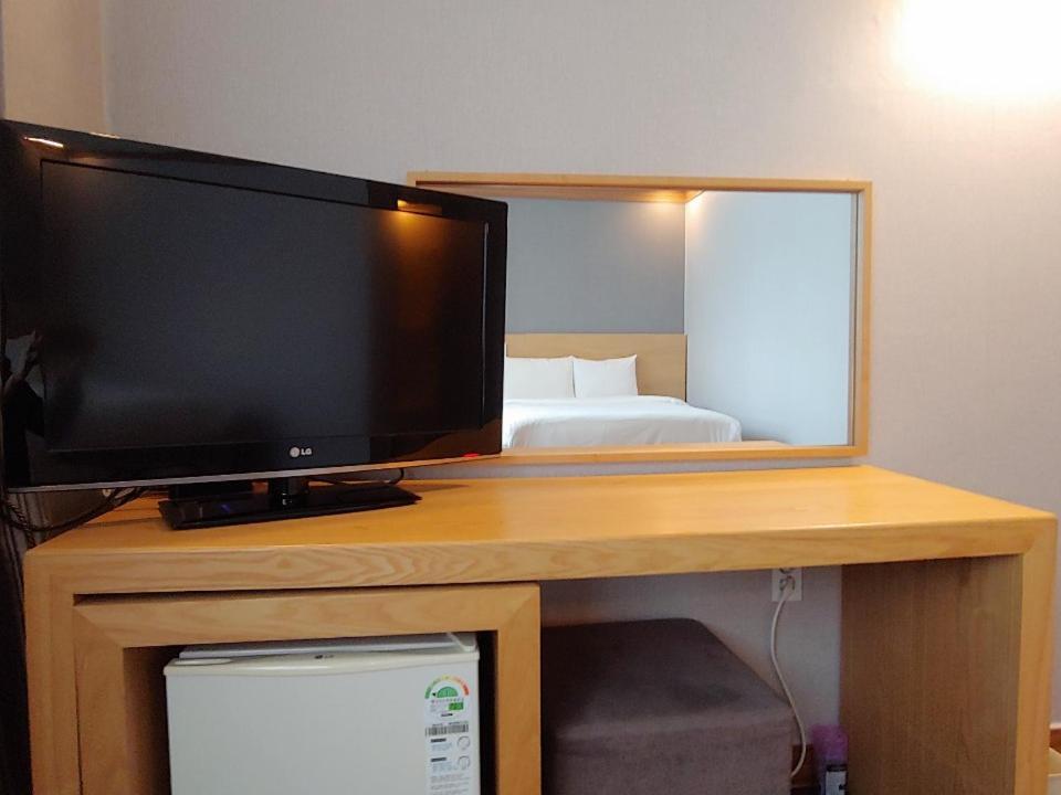 Dawn Beach Hotel Busan Bagian luar foto