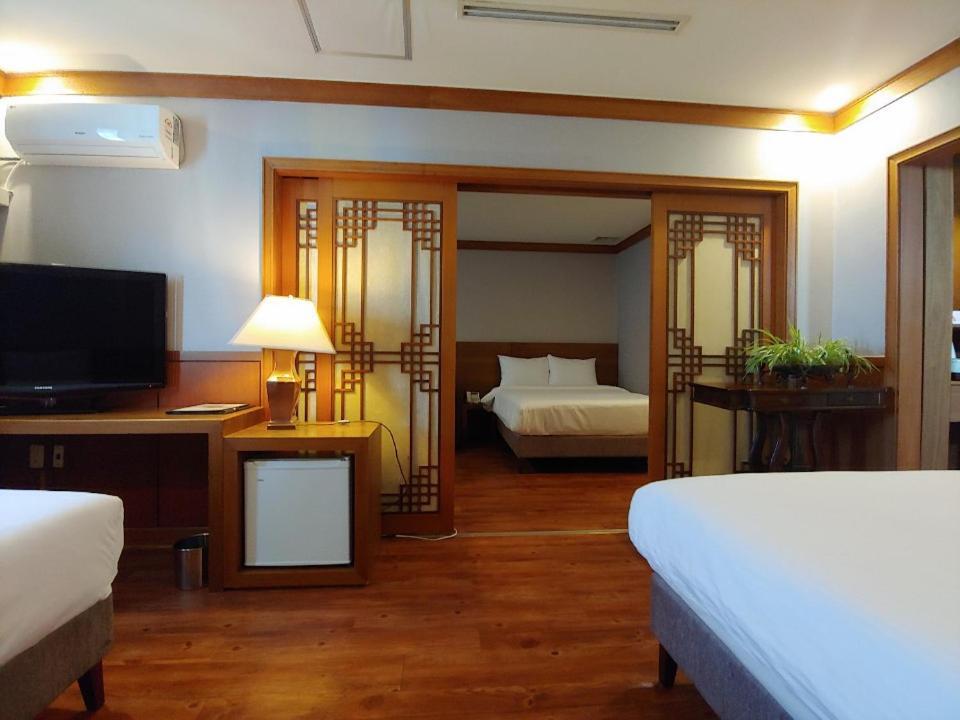 Dawn Beach Hotel Busan Bagian luar foto